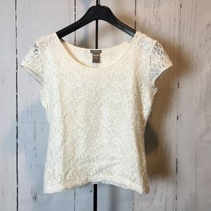 🌺Ivory Lace Overlay Cap Sleeve Blouse🌺